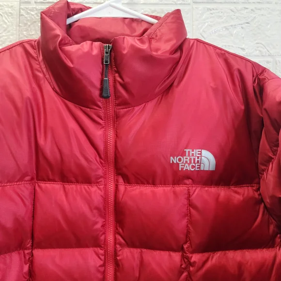 The North Face Women's Cherry Red Puffer Jacket - Picture 6 of 9